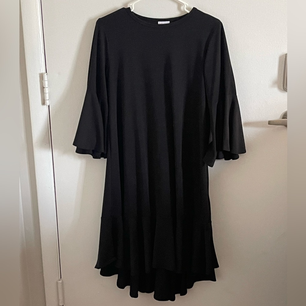 Midi Dress / Ruffled Sleeves and Bottom / Black